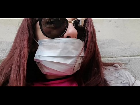 ❤️ Nicoletta na-abọ ọbọ n'ahụ onye agbata obi ya na pees n'ime ebe a na-adọba ụgbọala ya (Special Covid19 Italian Quarantine) ️❌ Anal video ❌
